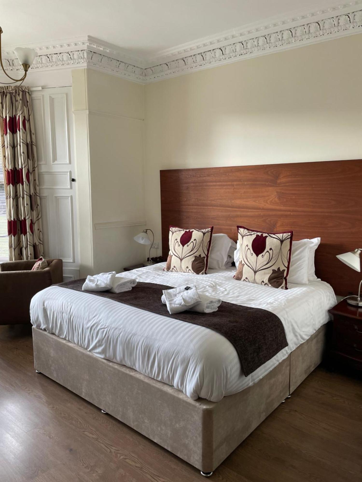 The Claymore Guest House Pitlochry Εξωτερικό φωτογραφία